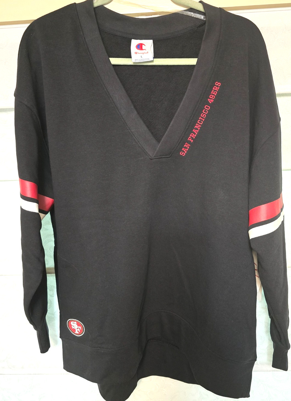 Champion San Francisco 49ers Womens L Black V Neck Oversized Sweatshirt NWT NEW